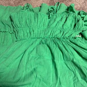 Free People Kelly green Maxi dress. Size XS. Never worn. Strappy and cute